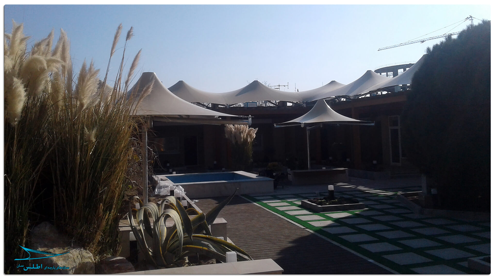 سازه پارچه ای مهمانسرای گل گهر سیرجان | سازه پارچه ای اطلس سان