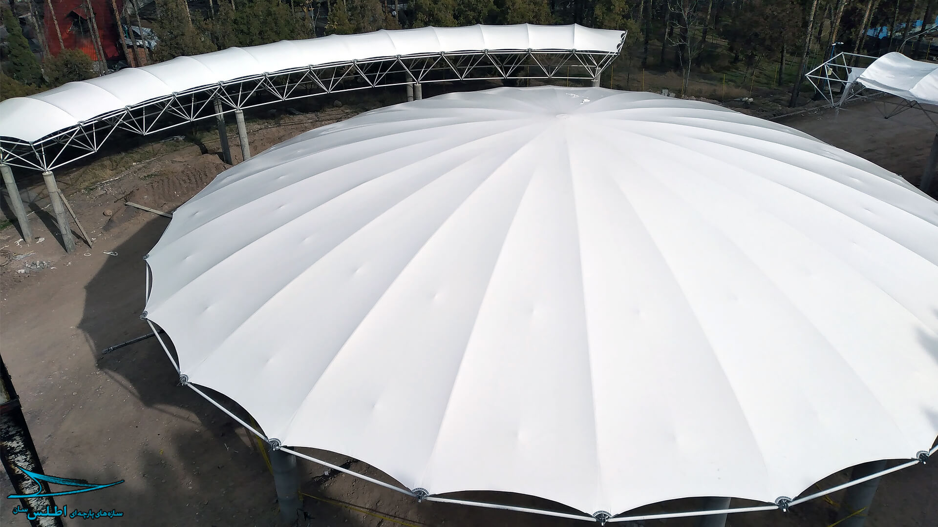 نصب سازه پارچه ای ایستگاه اول تله کابین کرمان