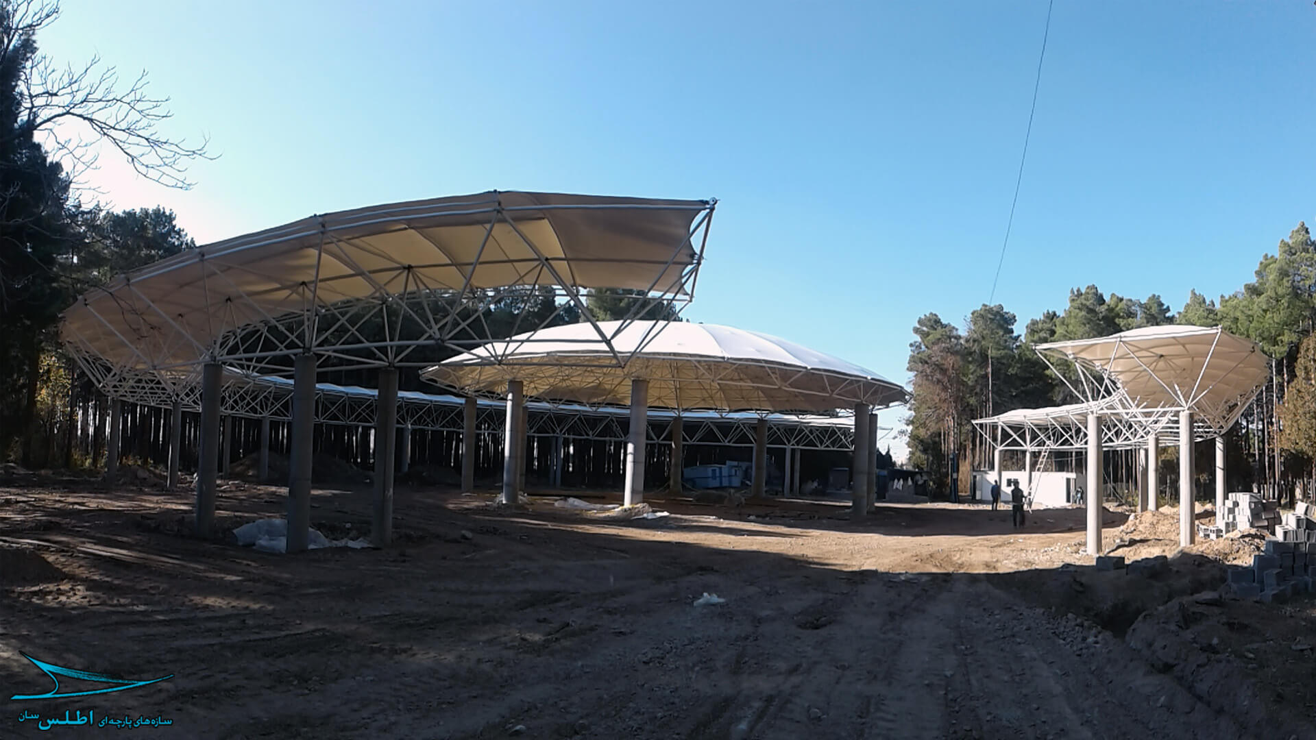 نمای کلی سازه پارچه ای تله کابین کرمان